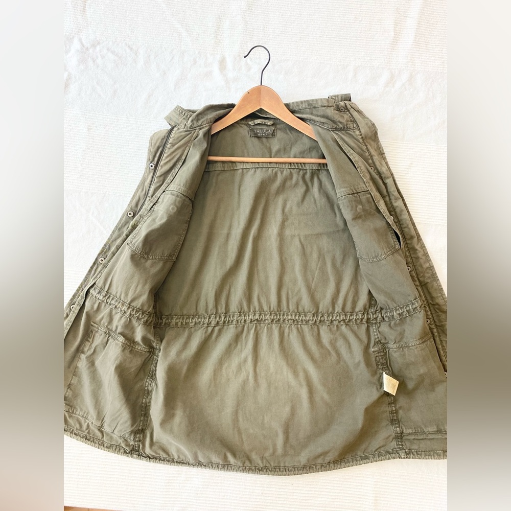 Aritzia Talula Yerwood Utility Vest - Picture 13 of 16